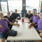 Viatge de lleure per a un grup d’amics de Soses. Un grup de set amics van volar ahir fins a Palma de Mallorca, un viatge que fan des de fa anys aprofitant l’inici dels vols entre Alguaire a la capital de les Balears. El seu vol era l’últim de la jornada d’ahir amb sortida a les 17.05 hores. - PAU PASCUAL