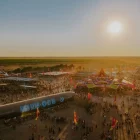Vista aèria del Monegros Desert Festival dissabte a la tarda. - EUROPA PRESS