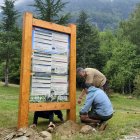 El cartell està redactat en aranès, català, castellà, anglès i francès