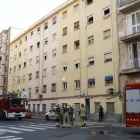 Bombers i Urbana ahir al matí a Cronista Muntaner. - AMADO FORROLLA