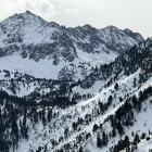 Muntanyes nevades a la cara pallaresa de la Bonaigua. - ACN