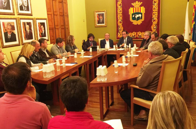La reunió del conseller Rull amb alcaldes i autoritats dimarts a la nit a les Borges.