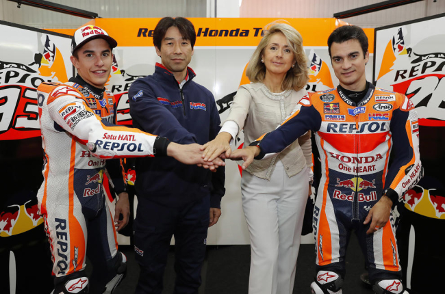 Marc Màrquez, Tetsuhiro Kuwata, Begoña Elices i Dani Pedrosa.