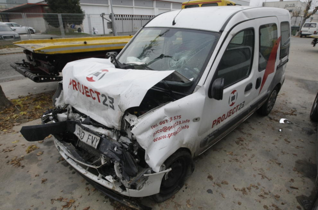 Un dels vehicles accidentats a Vallfogona de Balaguer.