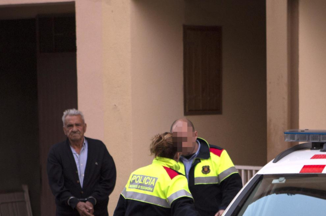 Jaume Gabernet el dia del crim després d’anar al seu habitatge amb els Mossos d’Esquadra.