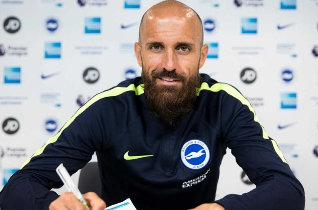 Bruno Saltor, en la seua etapa al Brighton.