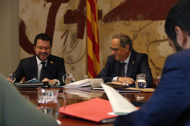 Aragonès y Torra, ayer, en la reunión del Consell Executiu.