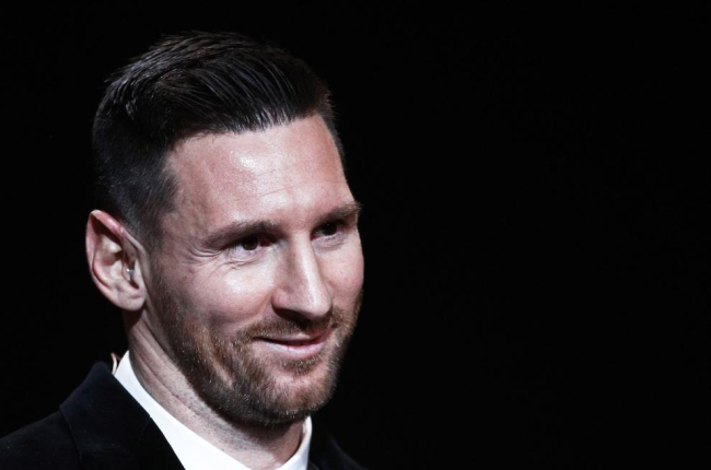 Leo Messi, amb la sisena Pilota d’Or.