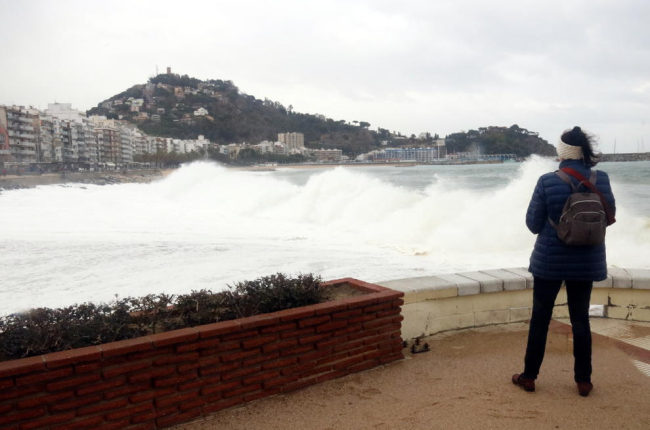 Al litoral català les ones van arribar a assolir els 6 metres.