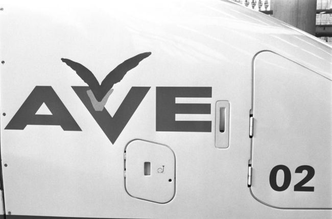 El AVE 'low cost' se llamará AVLO y empezará el 6 de abril en el trayecto Madrid-Barcelona