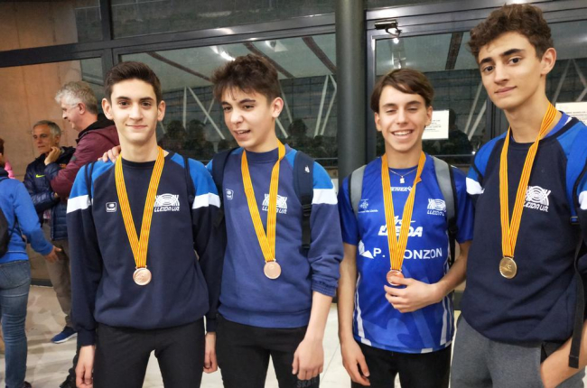 Dos medallas para el Lleida UA en el Catalán sub-16 de pista cubierta