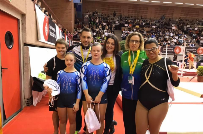 Les gimnastes del FEDAC Lleida.