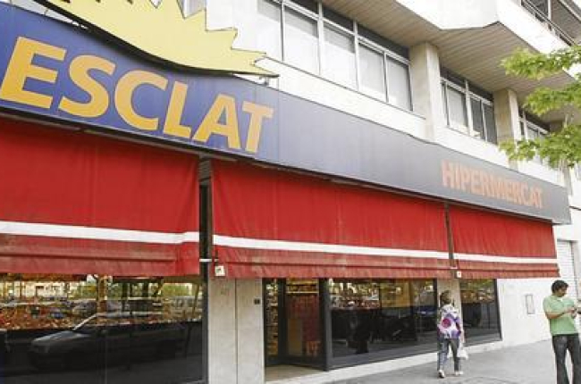 Uno de los establecimientos Esclat (propiedad del grupo Bon Preu) en Lleida