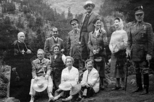 Franco i la seua comitiva, de ‘pesca’ a Aigüestortes el 1953.