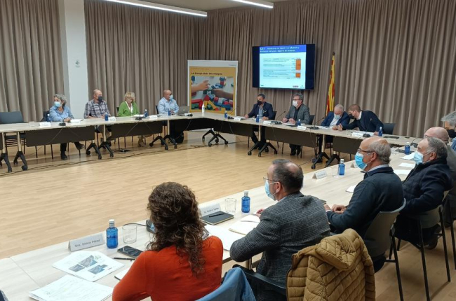 La reunió de la comissió de seguiment de Mont-rebei celebrada ahir a Lleida.