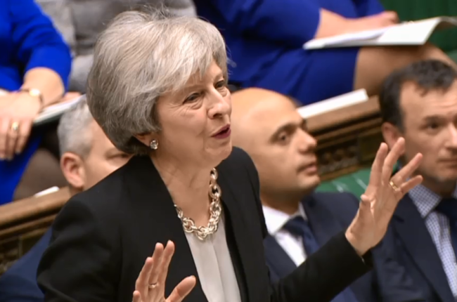 La primera ministra británica, Theresa May, ayer, durante su intervención en el Parlamento británico.