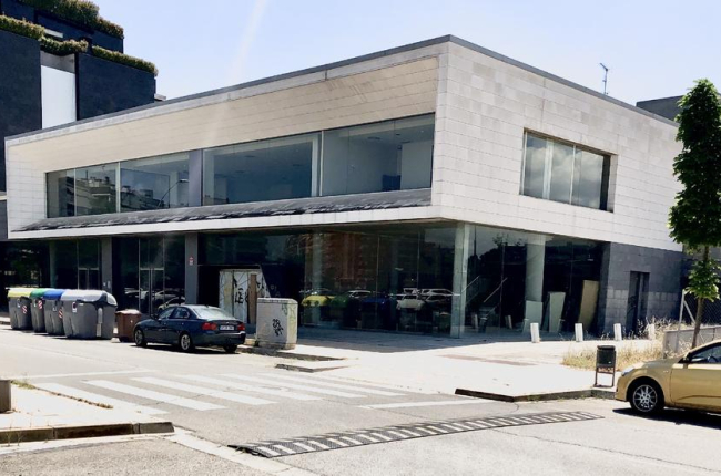 Edifici que acollirà la nova oficina de l’atur de Lleida, al número 24 del carrer Pere de Cabrera.