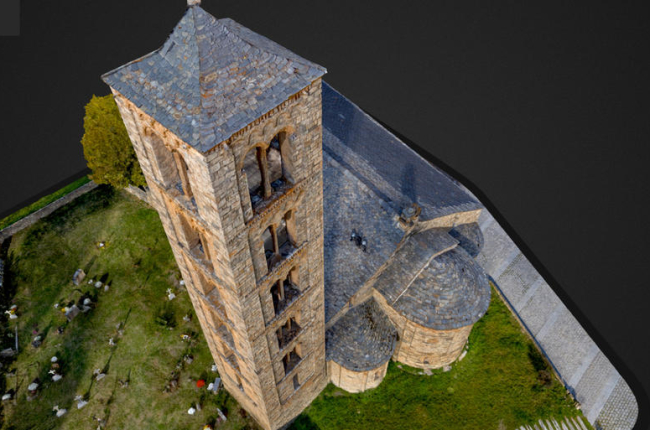 La visita virtual permite sobrevolar Sant Climent de Taüll gracias a imágenes captadas con drones.