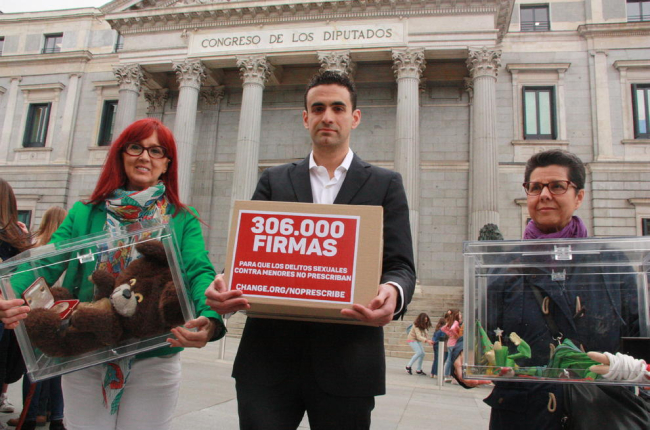 Imatge del 2016, quan Miguel Hurtado va iniciar una campanya contra la prescripció dels abusos.