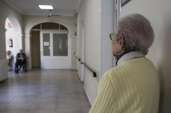 Carmen Arrondo tiene 81 años y vive en la residencia Hospital de Tàrrega. 