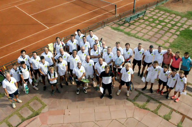 Organizadores y participantes ayer en las instalaciones del CT Lleida.