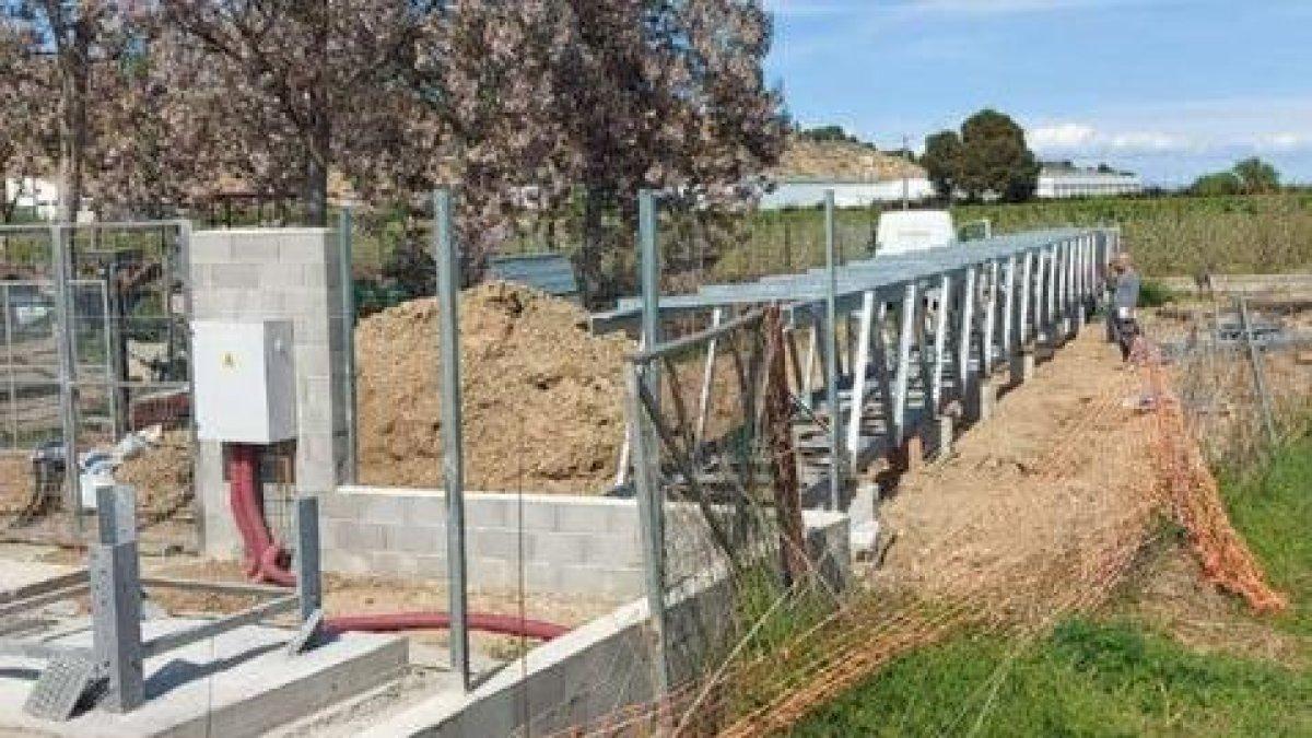 Las obras de la torre, paralizadas desde la semana pasada. - AJUNTAMENT D’AITONA