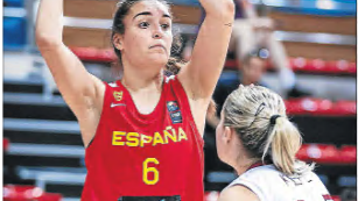 Marina Mata, durante el último Europeo U18 con España.