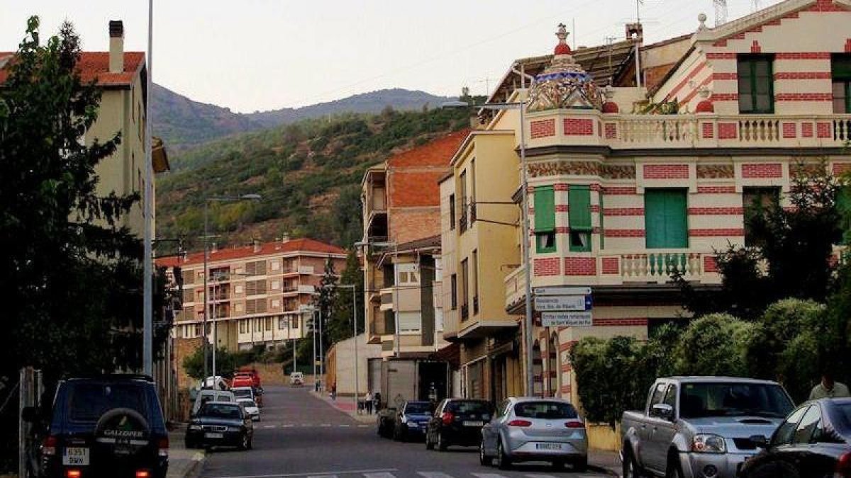 Imagen de archivo de una de las calles de La Pobla de Segur. - SEGRE