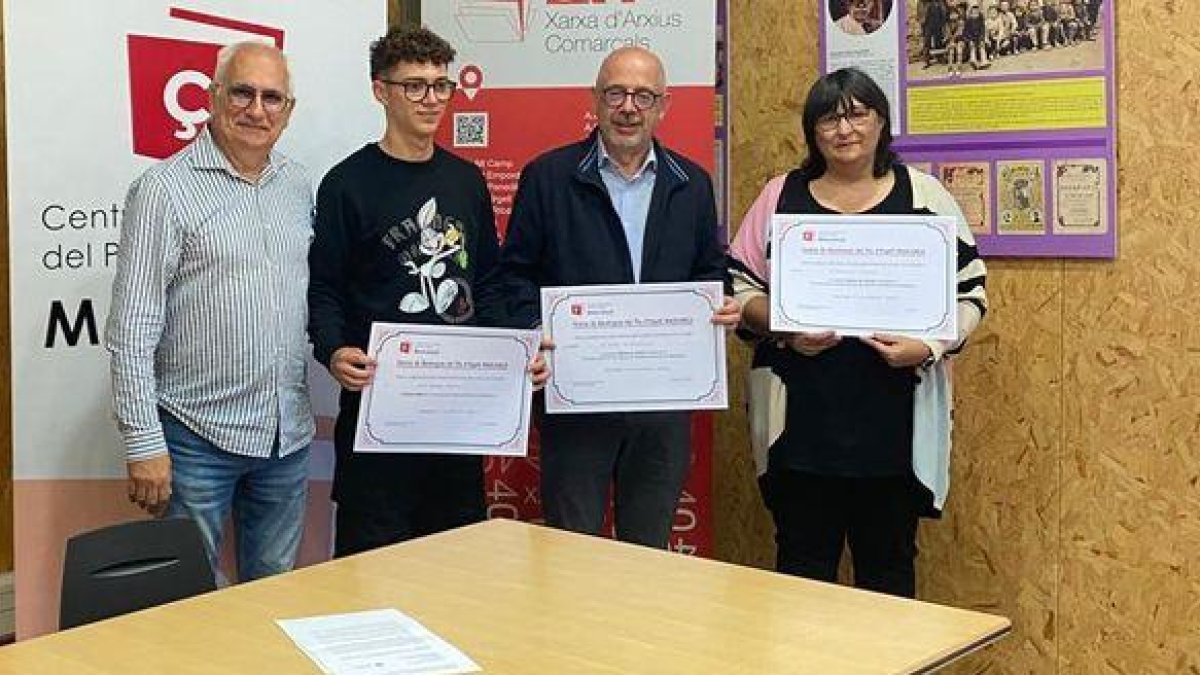 La entrega del premio, en el Arxiu Comarcal. - MASCANÇÀ