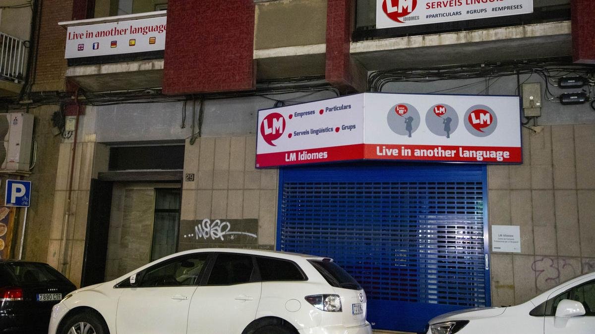 Un dels tres centres de l’acadèmia LM Idiomes, al carrer Lluís Companys. Feia classes a persones de totes les edats. - GERARD HOYAS