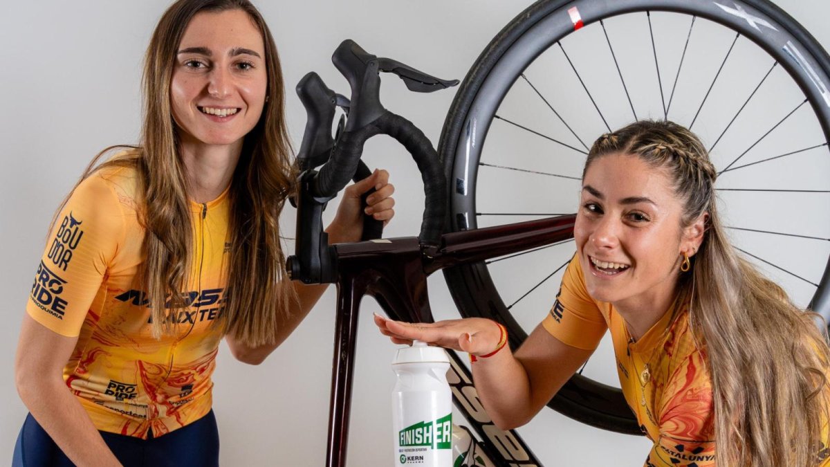 Maria Banlles y la madrileña Alba Álvarez, también fichada este año por el equipo Massi. - TEAM MASSI BAJO TER