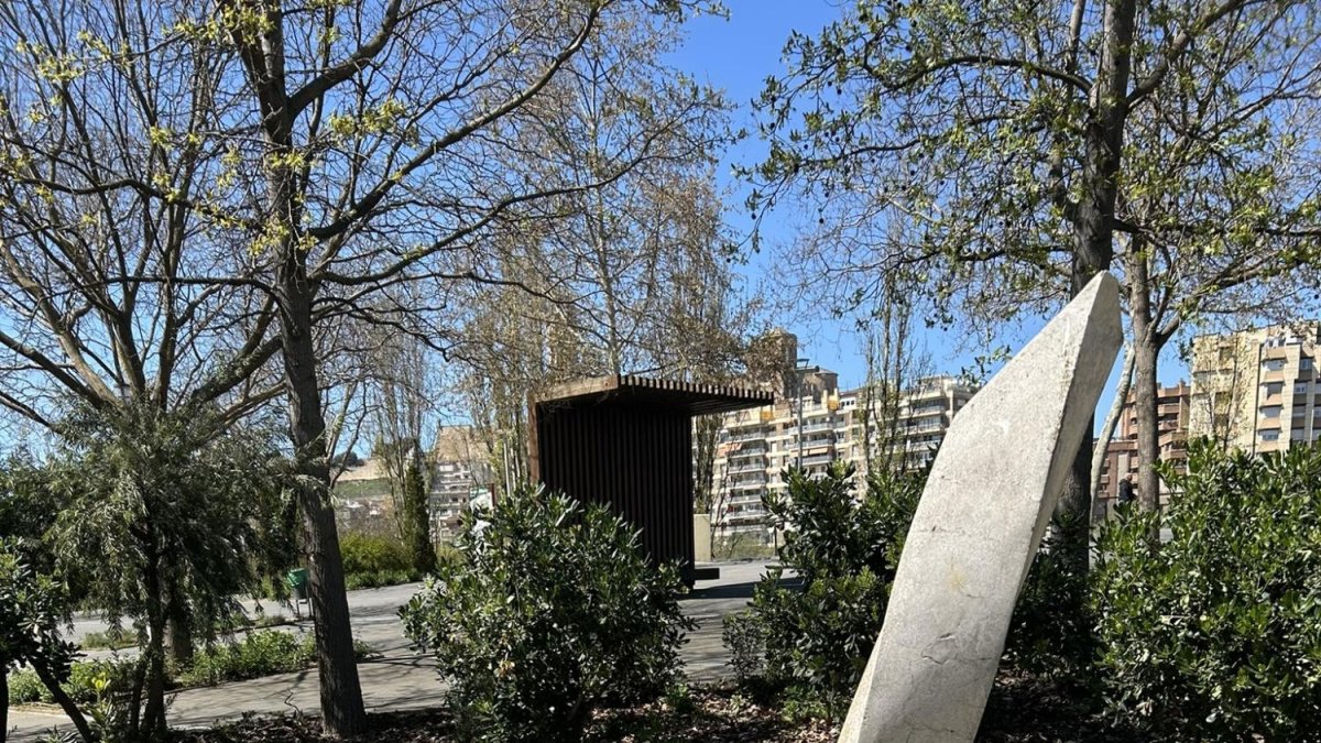 El reloj en su ubicación actual.