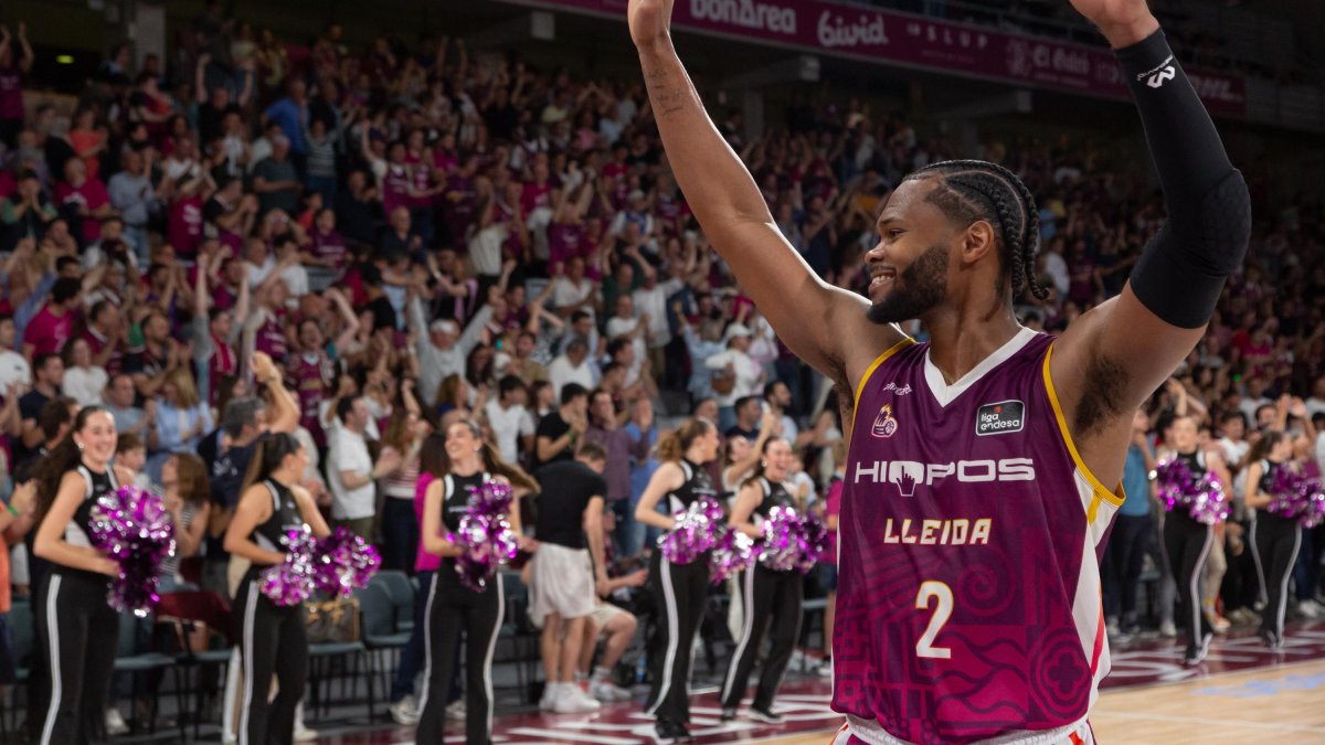 Corey Walden, al final del partit davant de l'UCAM Murcia al Barris Nord.