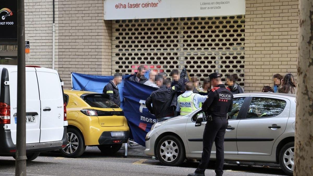 La víctima va morir a l’altura del número 17 del carrer Doctora Castells de Cappont. - AMADO FORROLLA
