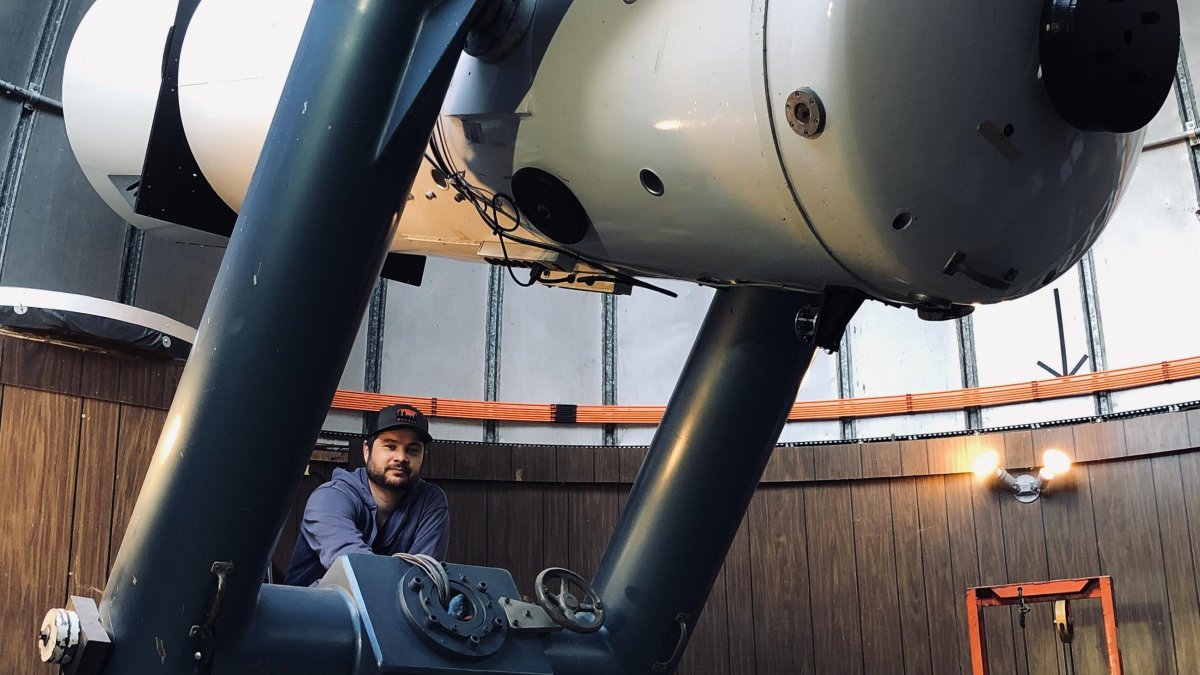 Kacper Wierzchos és un astrofísic lleidatà que treballa a Arizona en un programa de defensa planetària per a la NASA
