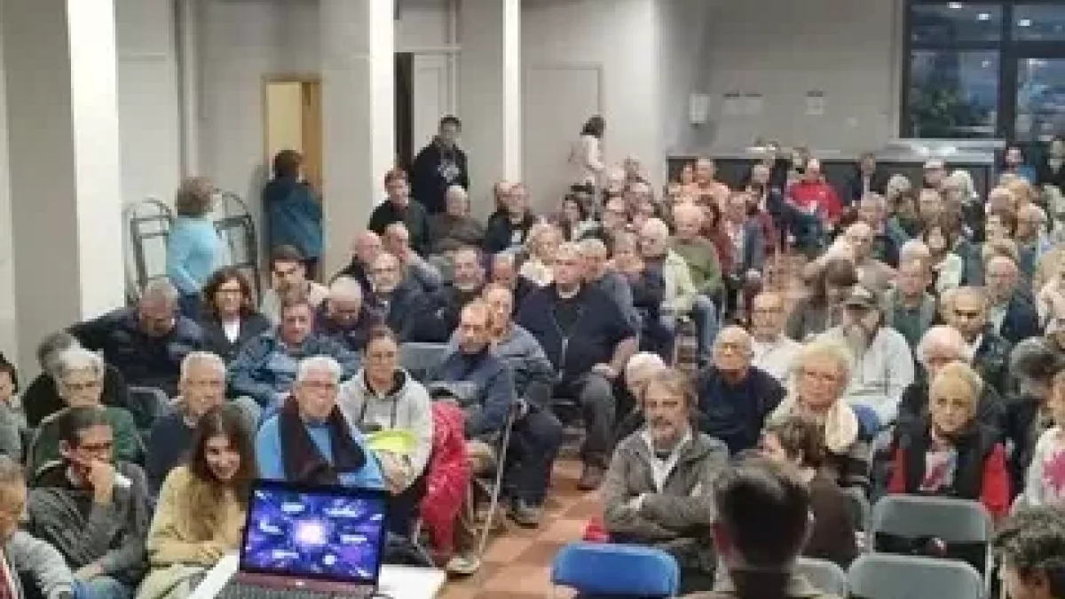 La filial del grupo Atlas se presentó el viernes ante los vecinos de Àger y localidades vecinas. - AJUNTAMENT D’ÀGER