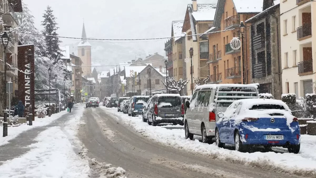 Esterri d’Àneu, en una imatge presa després de la nevada del dia 22, és un dels 7 pobles amb personal funcionari d’habilitació estatal. - EDGAR ALDANA