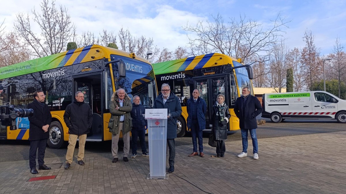 L’acte de presentació dels nous busos elèctrics.