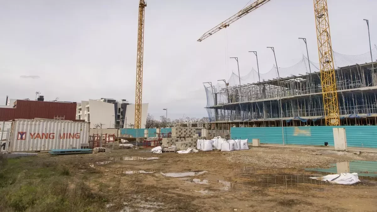 Una de les parcel·les que la Diputació exigeix buidar a Ciutat Jardí. - JORDI ECHEVARRIA