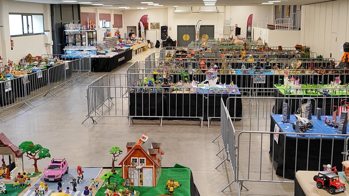 Uns quants diorames de la primera edició.