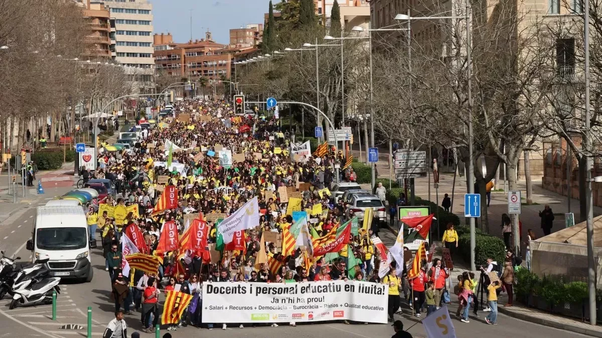 Imagen de la manifestación por la huelga de docentes el pasado miércoles en Lleida.