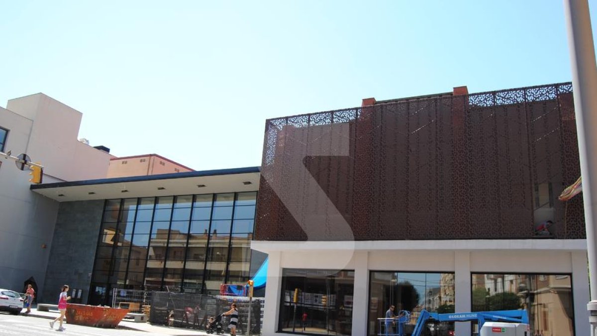 © Renovació total de L'Amistat