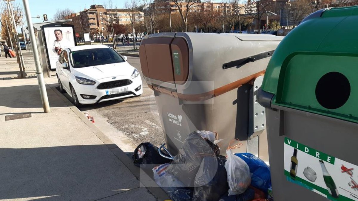 © El puerta a puerta llega a Pardinyes