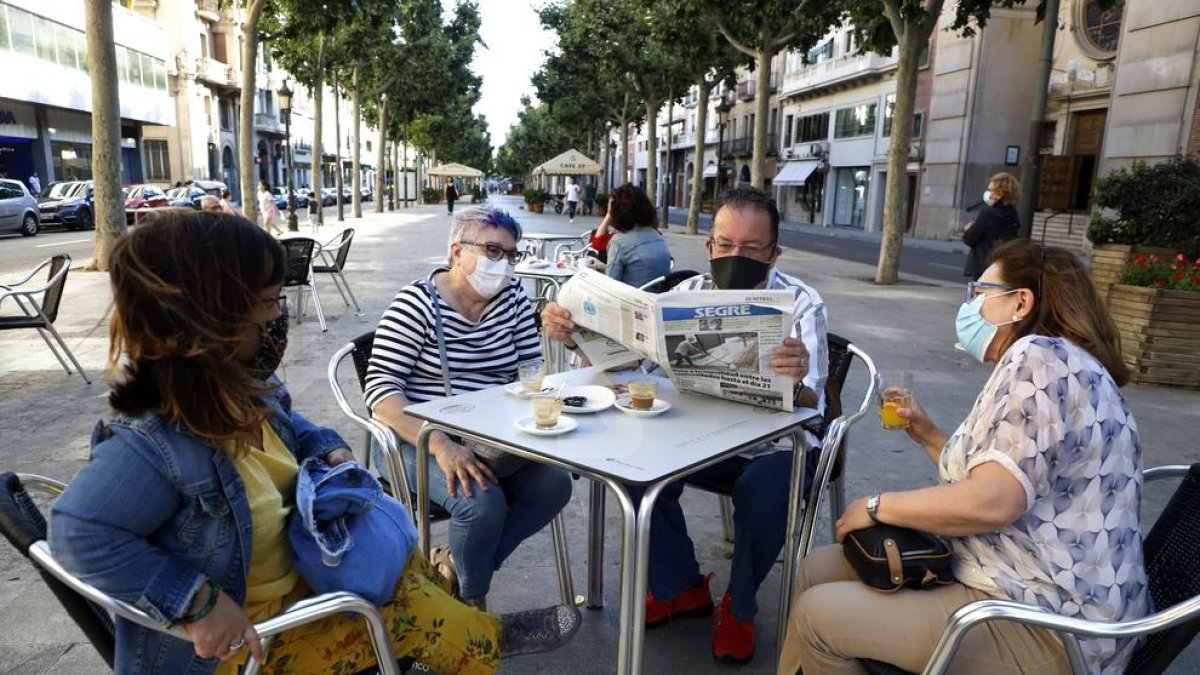 © Torna la premsa a bars, hotels i restaurants