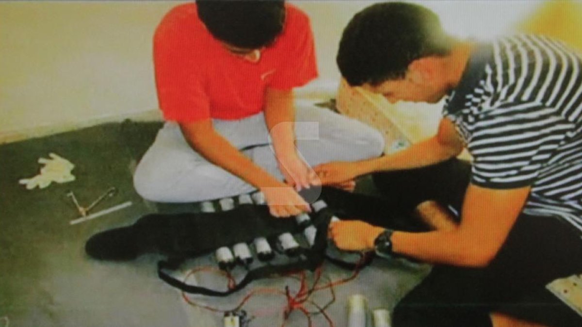 © Los terroristas del 17-A preparando los atentados