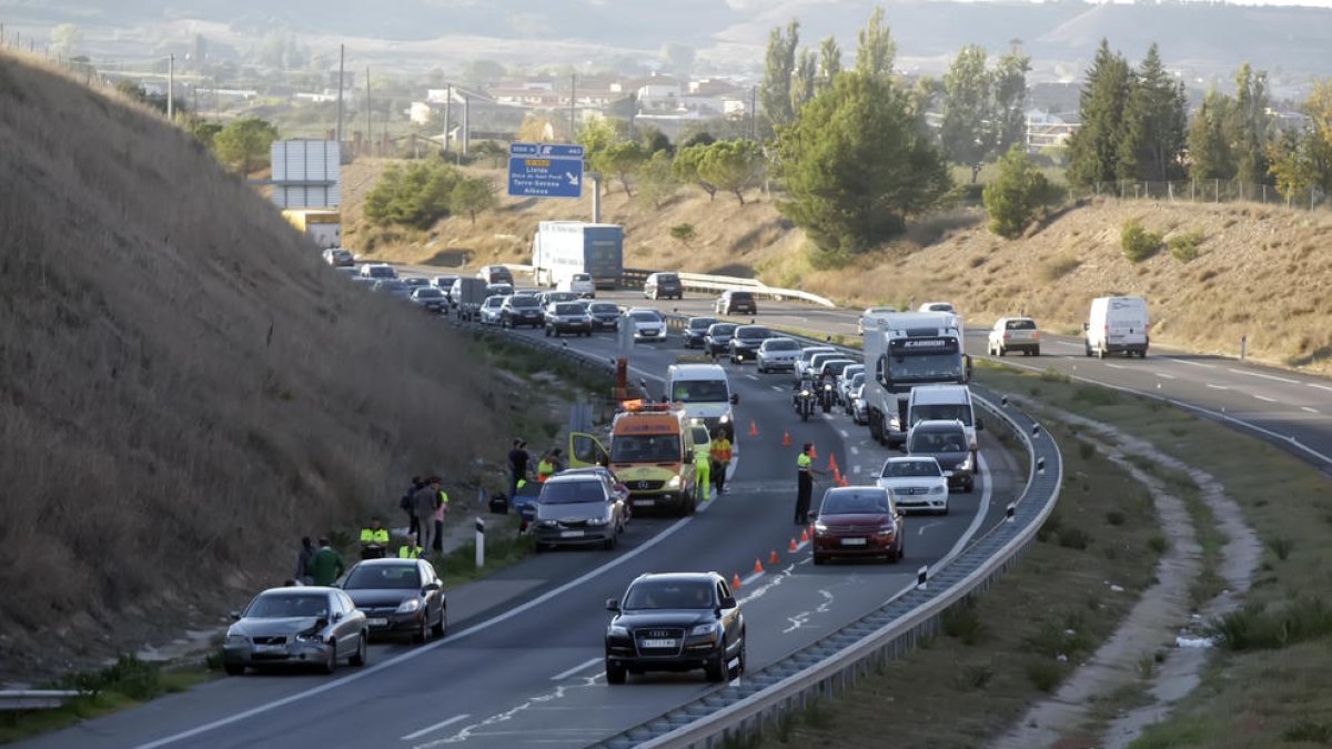 Los jóvenes leridanos suspenden en el volante