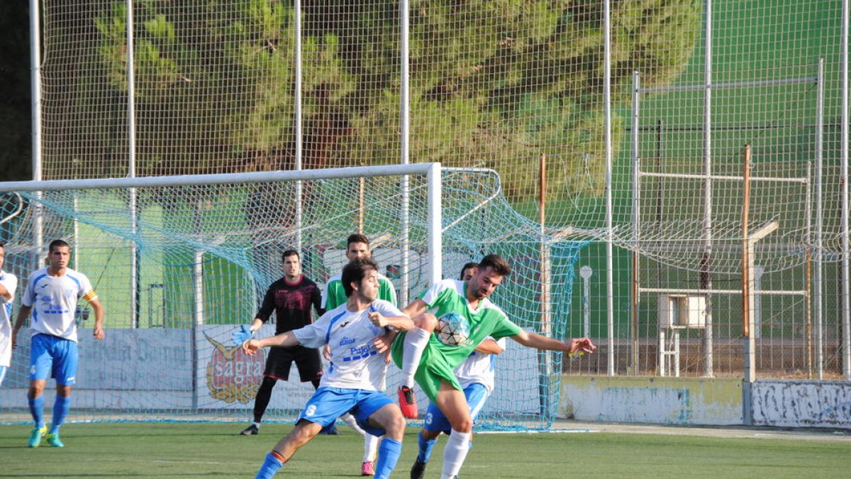 El Mollerussa i el Linyola van disputar un bon partit que va finalitzar amb un empat.