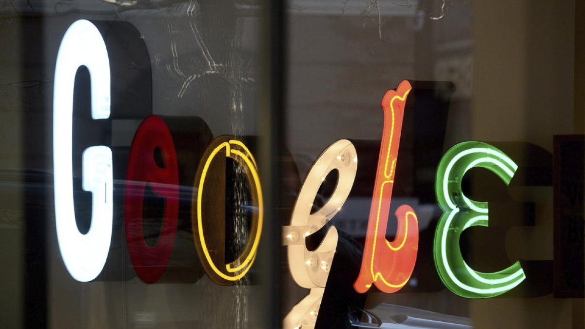 Google demana 100.000 euros a un 'youtuber' menor que va contractar publicitat per error