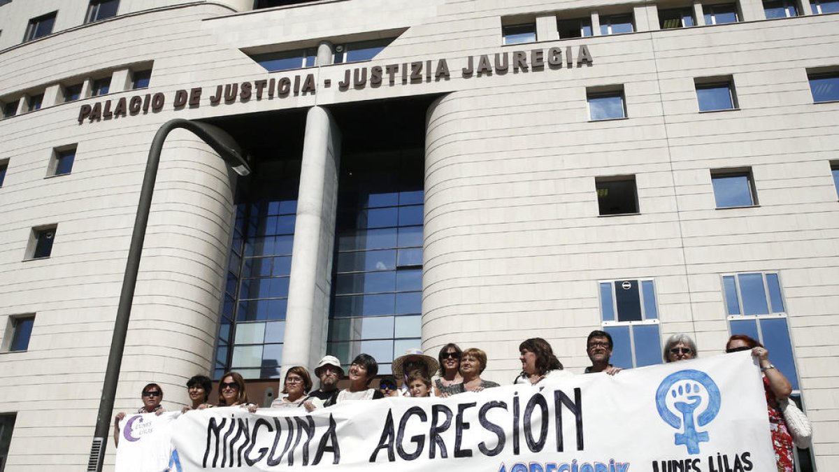 Imputen a 4 acusats de violació als sanfermines un altre abús sexual a Còrdova