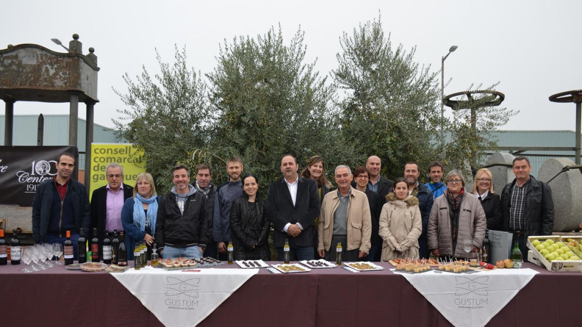 El acto de ayer contó con la presencia de varios restauradores que ofrecieron una degustación.